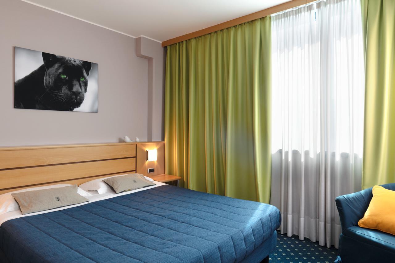 Garda Hotel Montichiari Eksteriør bilde
